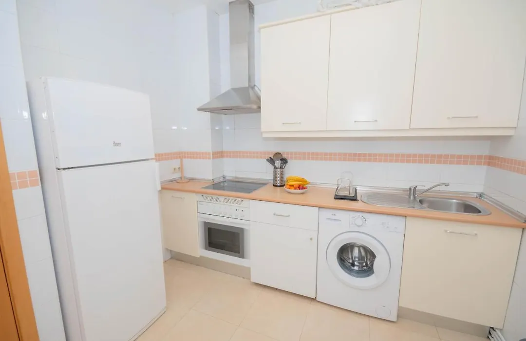 For You Rentals Hermoso apartamento TEMPORAL Plaza Zerolo - Chueca - Madrid INF1F-1